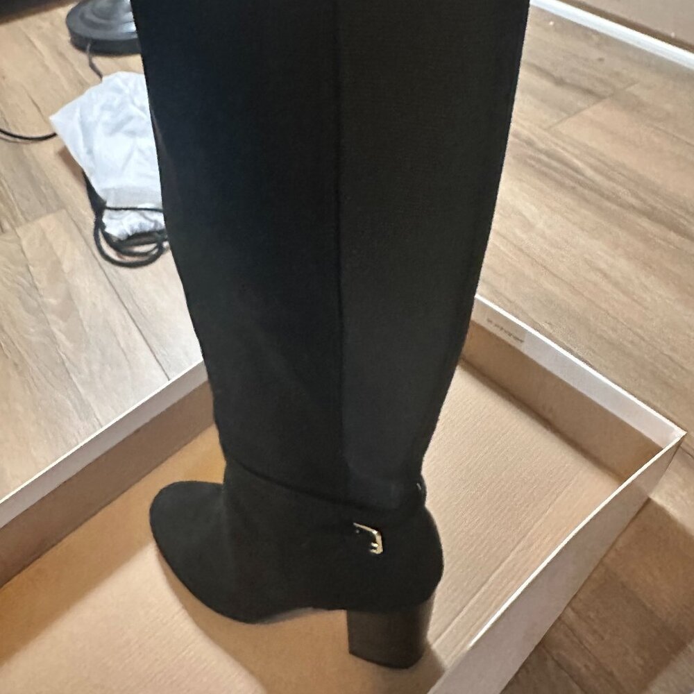 Lauren Conrad Knee High Black Boots - Picture 5 of 6